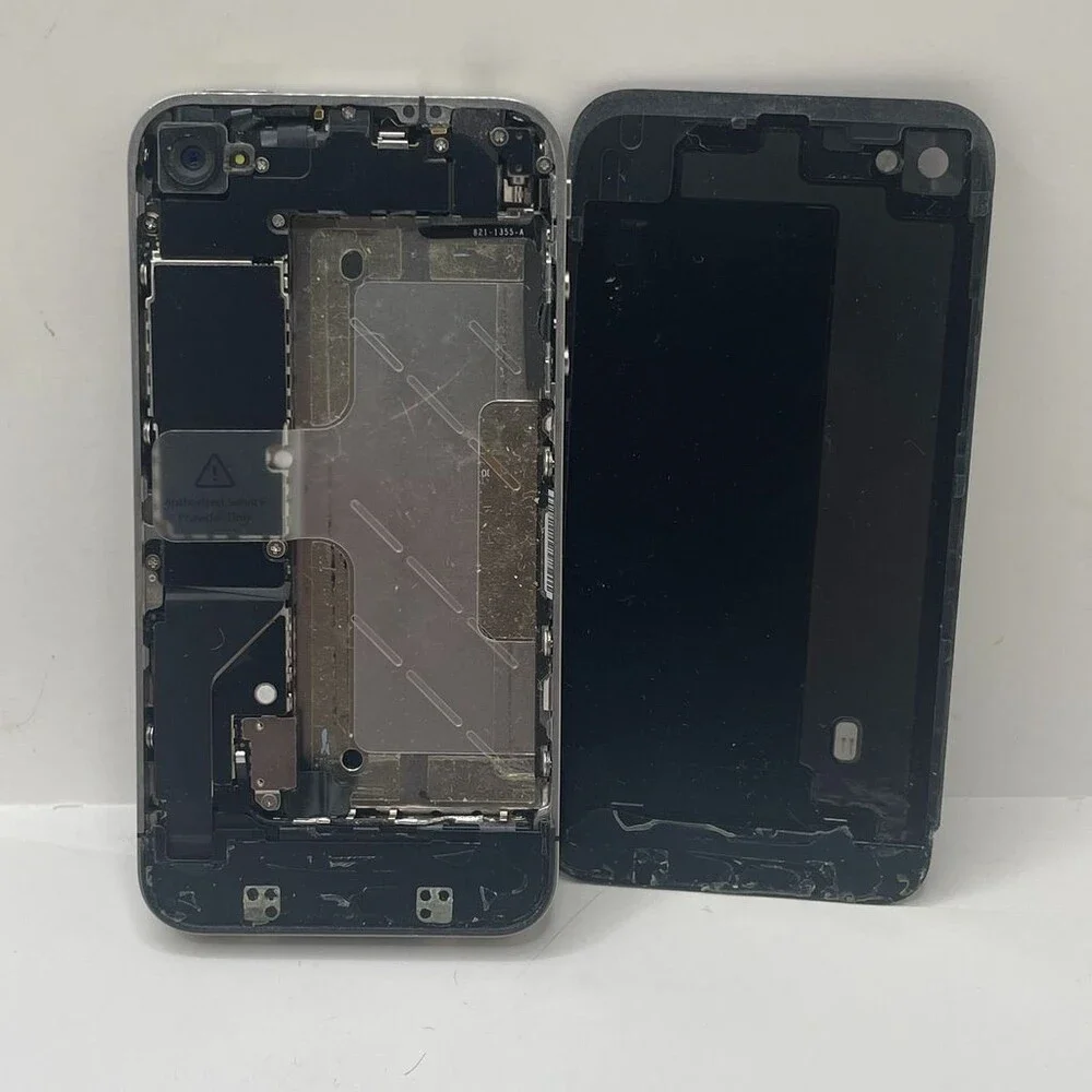 Apple IPhone 4 A1332 16GB Smartphone Black Glass Back Front Screen - FOR PARTS